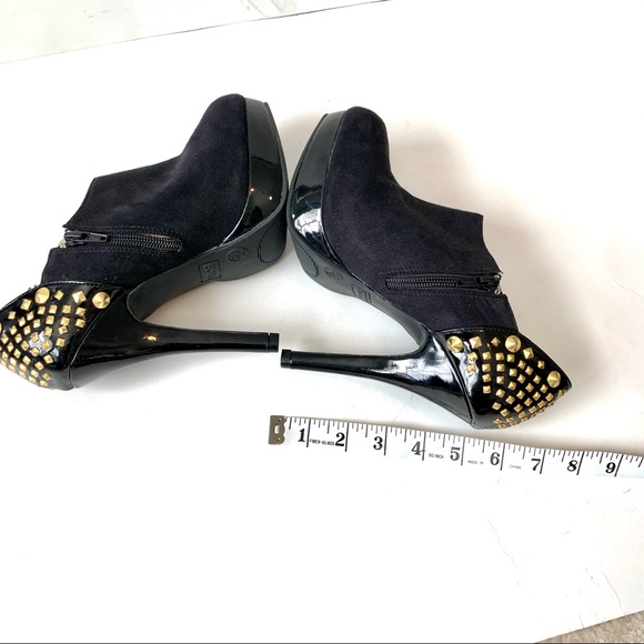 BONGO “Dionne” Gold Studded Platform Heels—SZ. 7.5 - Picture 7 of 10